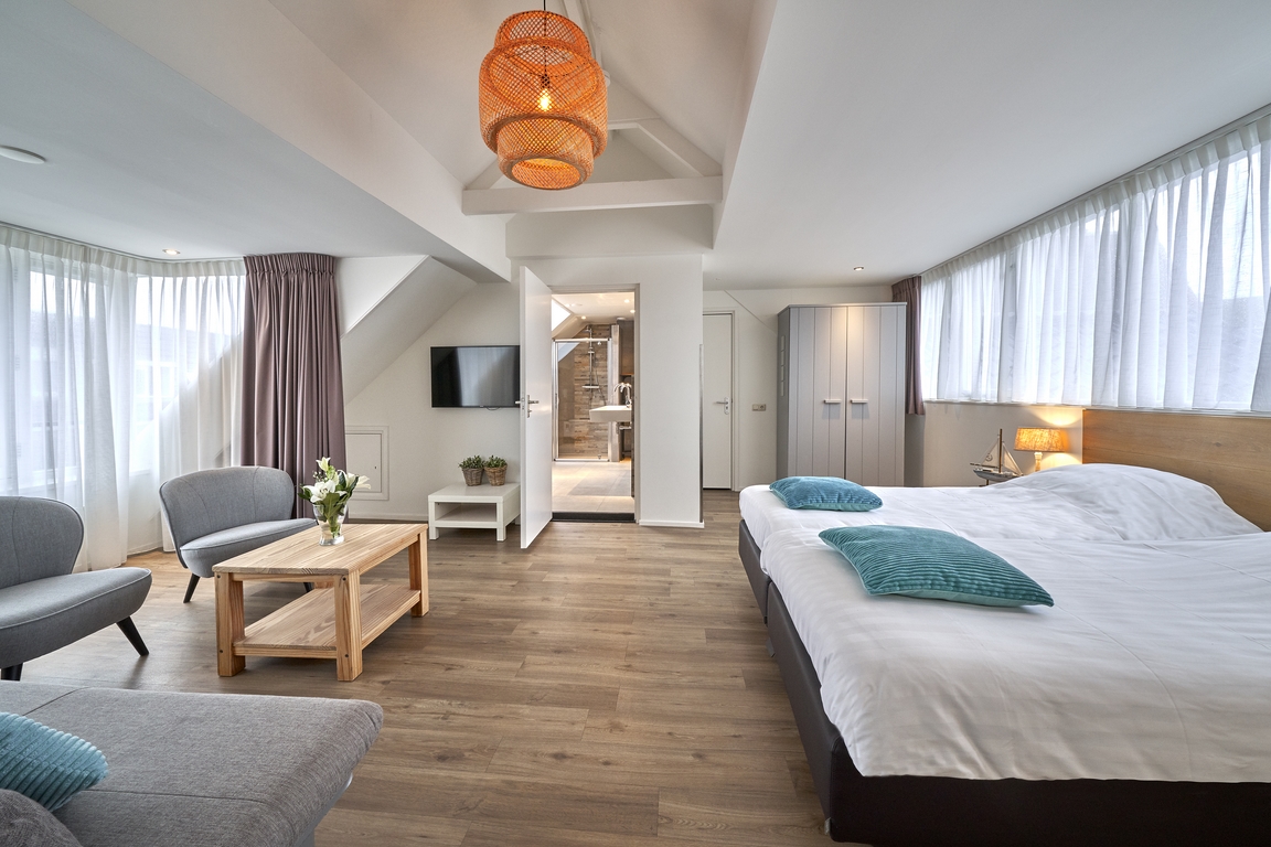 Four Seasons Voorstraat