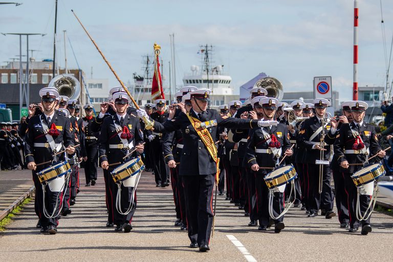 Koningsmars door de Stelling