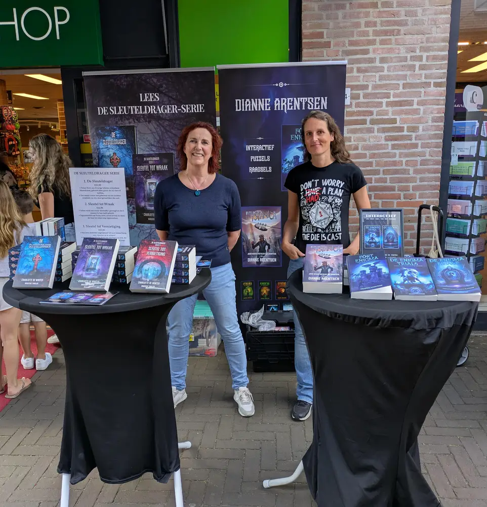 Boekenweek signeersessies in Apeldoorn.