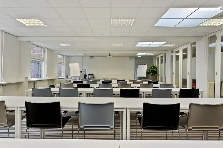Photo of Koetshuisvleugel - Collegezaal