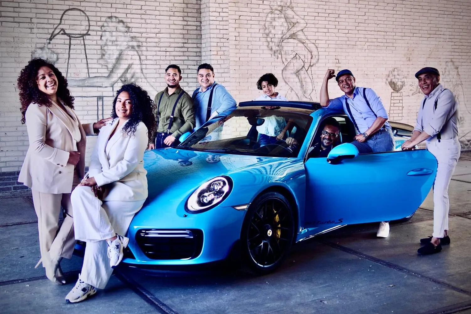 M Artwear tour with LTS