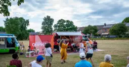 Orpheus Speelt Buiten in Loenen