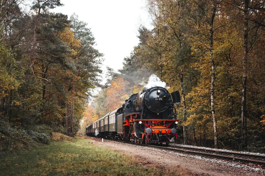 Eenmalige treinrit naar Stroe met de stoomtrein rondom 150 jaar Spoor en Oranjepark
