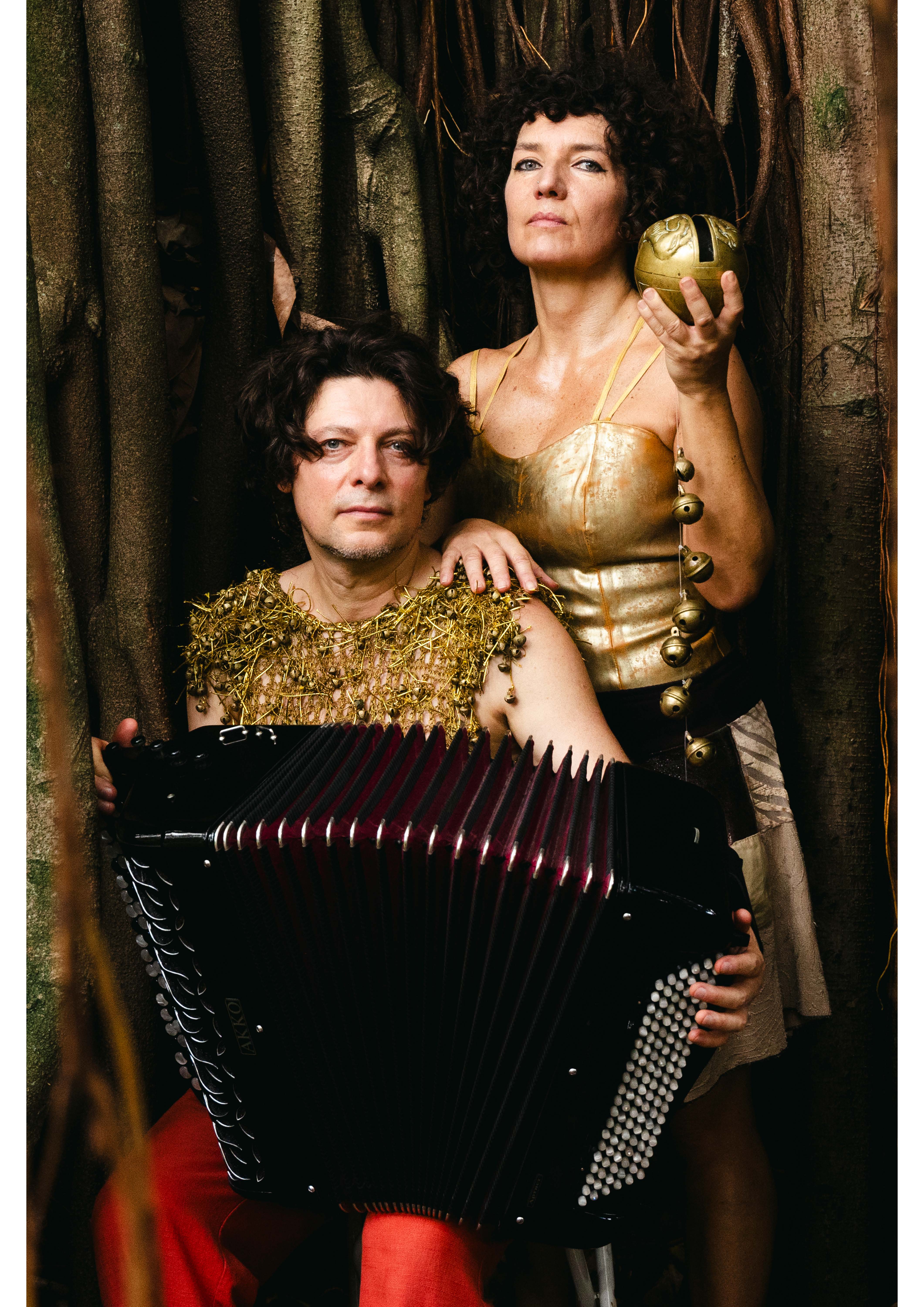 Sunday Tones: Oleg Fateev en Simone Sou