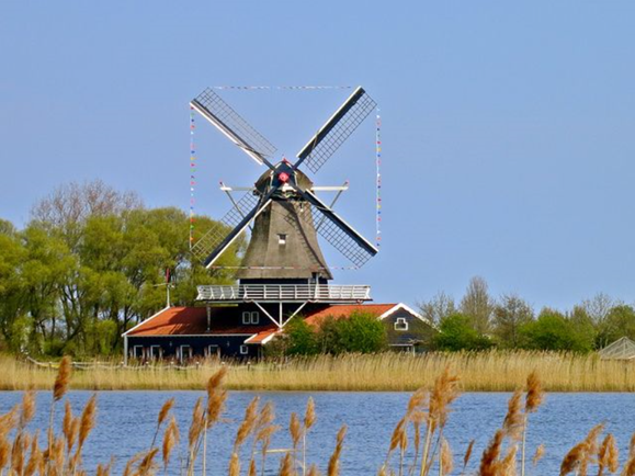 Vaarroute tussen Van Ewijcksluis en Anna Paulowna