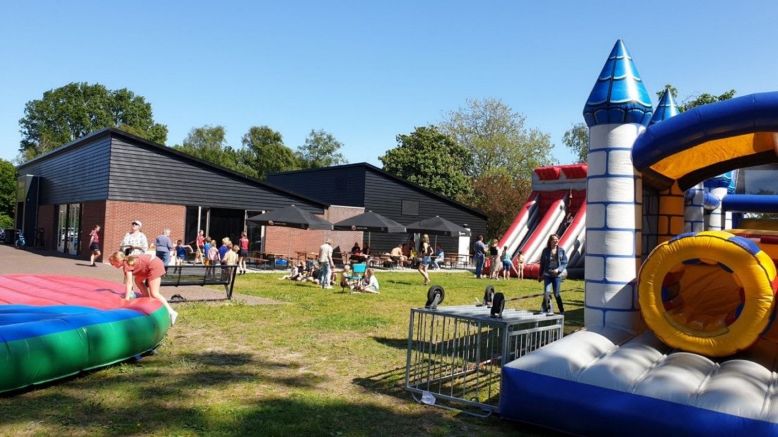 Jeugd zeskamp bij Wijkvereniging Groeneweg