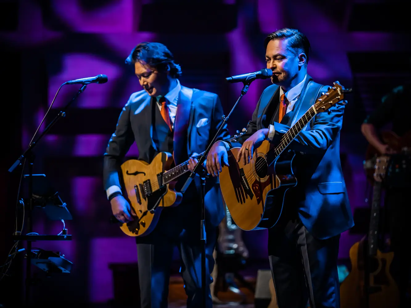 The New Diamonds – Tribute to The Blue Diamonds