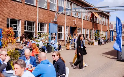 Foto van De Prodentfabriek