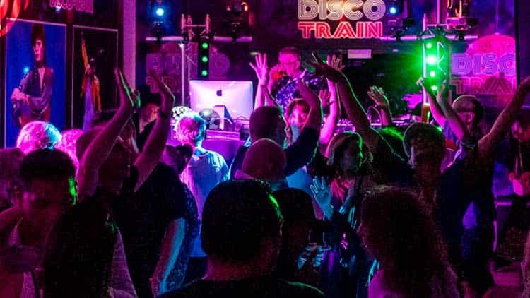 90/00s Night met DJ Jerone