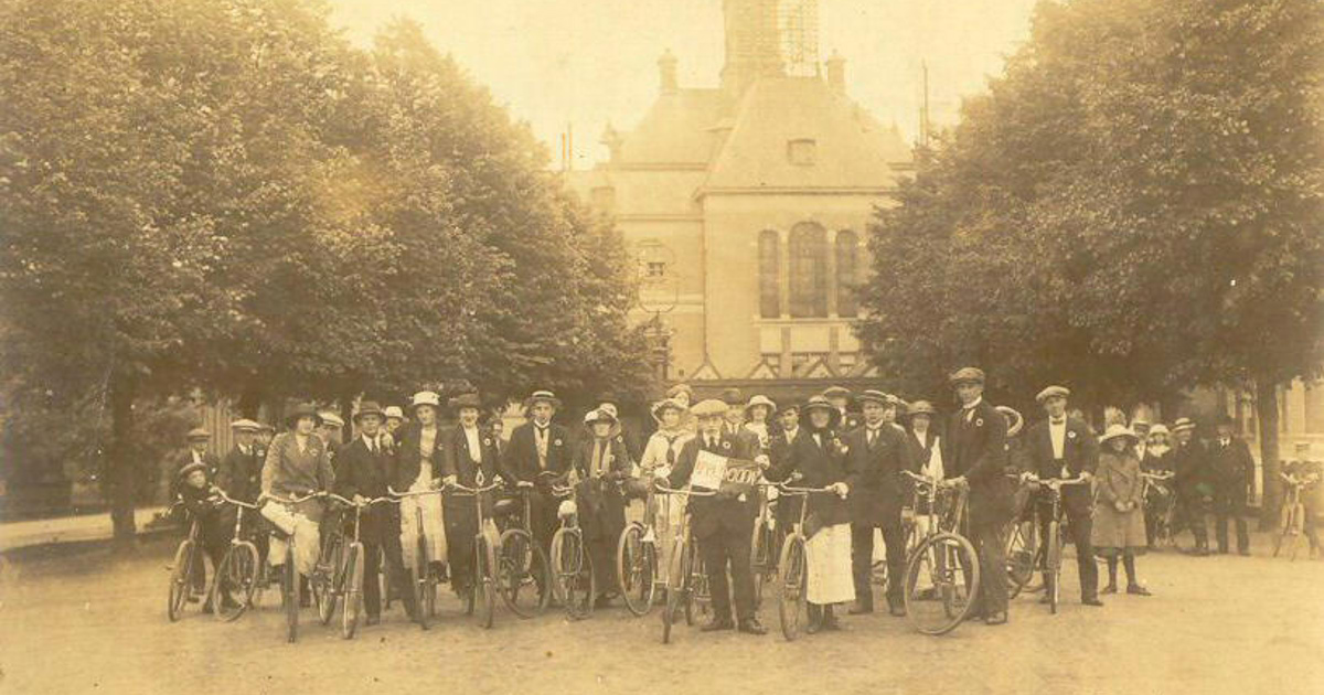 Fietstocht langs Apeldoornse verenigingen